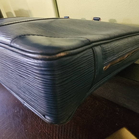 Louis Vuitton Epi Porte Documents Voyager Work Bag Beautiful Teal Leather - Picture 11 of 16